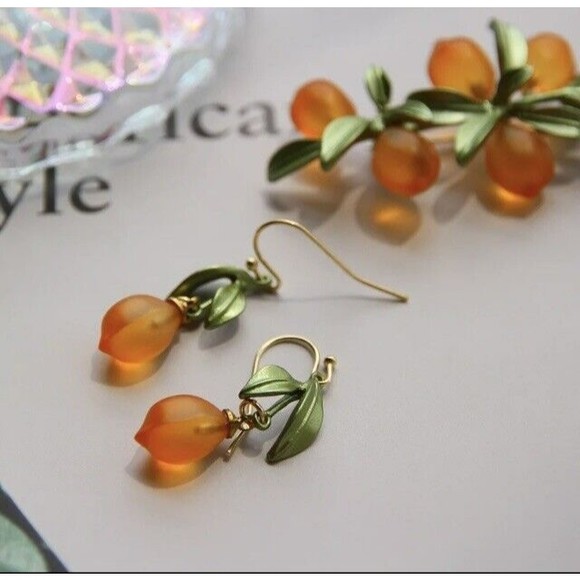 Retro Woman Luxury Design Glazed Plant Green Leaves Brooches and earring new - Picture 6 of 6